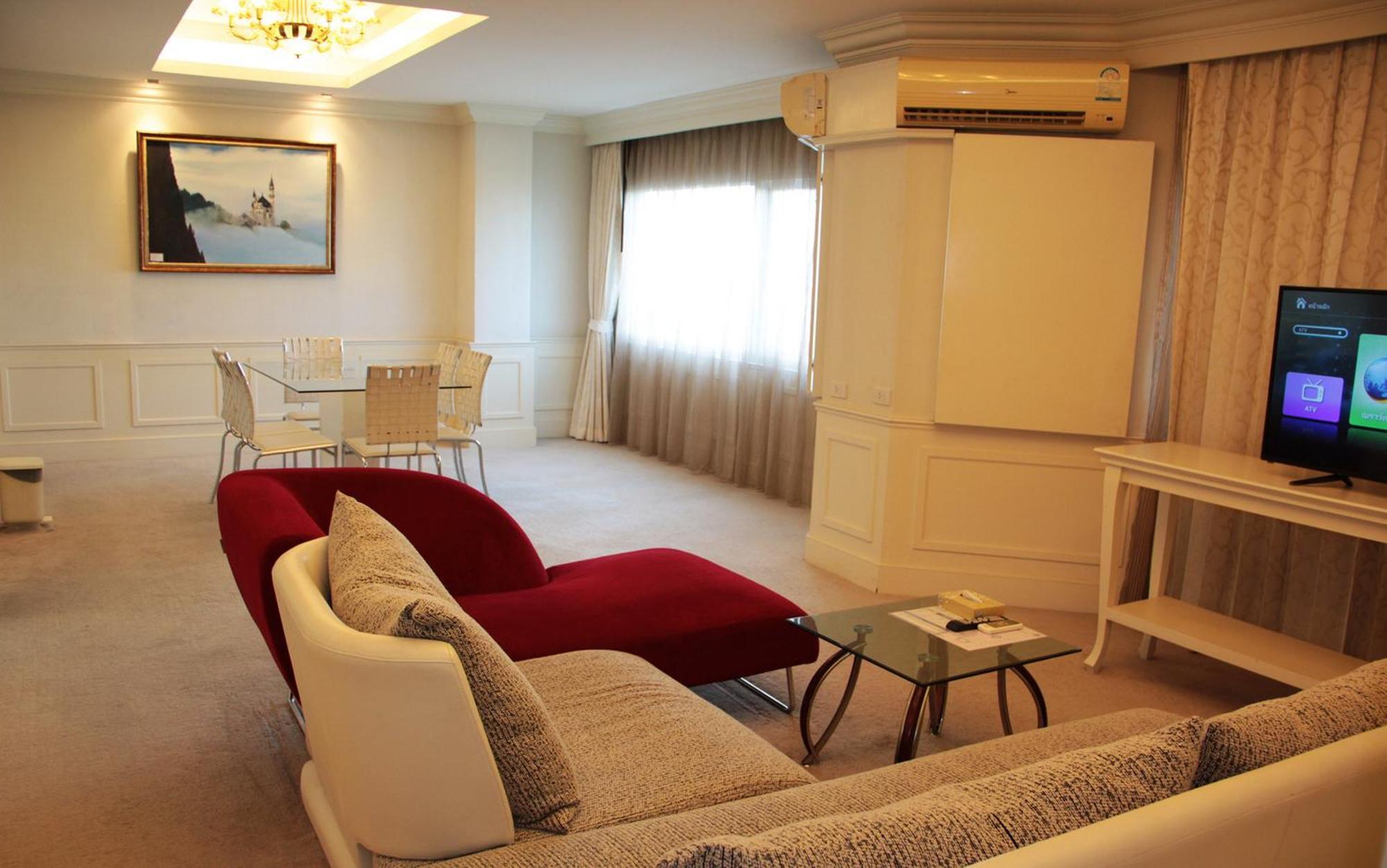 V Verve Service Apartment Hotel Чачоенгсао Стая снимка